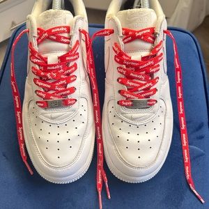 Supreme Air Force 1/box included